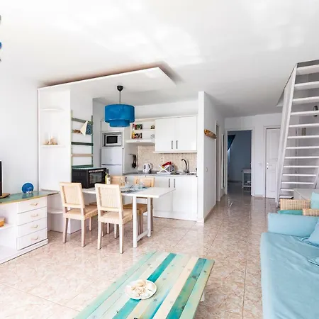 Sunny - Duplex 2beds 2 Baths * 科斯塔特吉塞