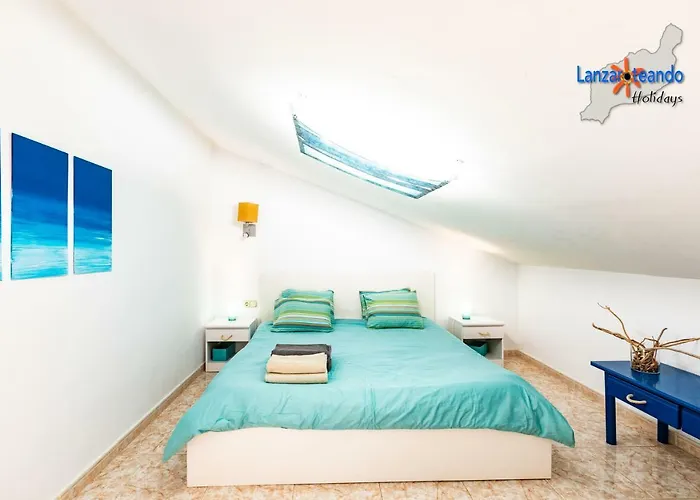 Sunny - Duplex 2beds 2 Baths